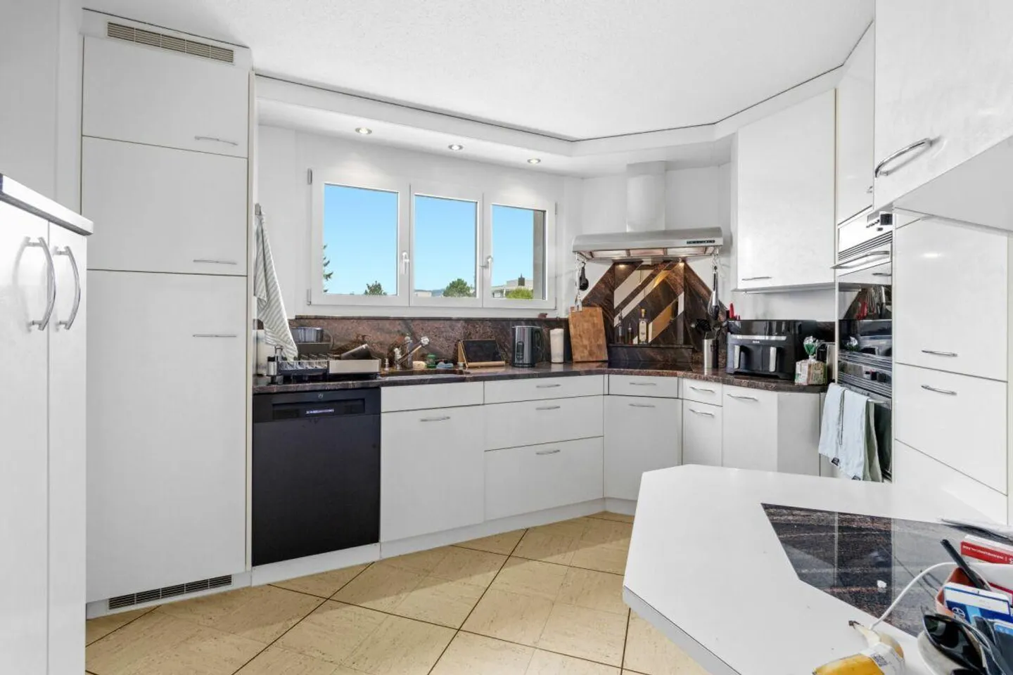 Charmante Wohnung in Baar - Foto 6 von 8