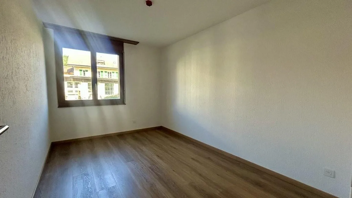 3.5-Room Apartment - Photo 5 of 8