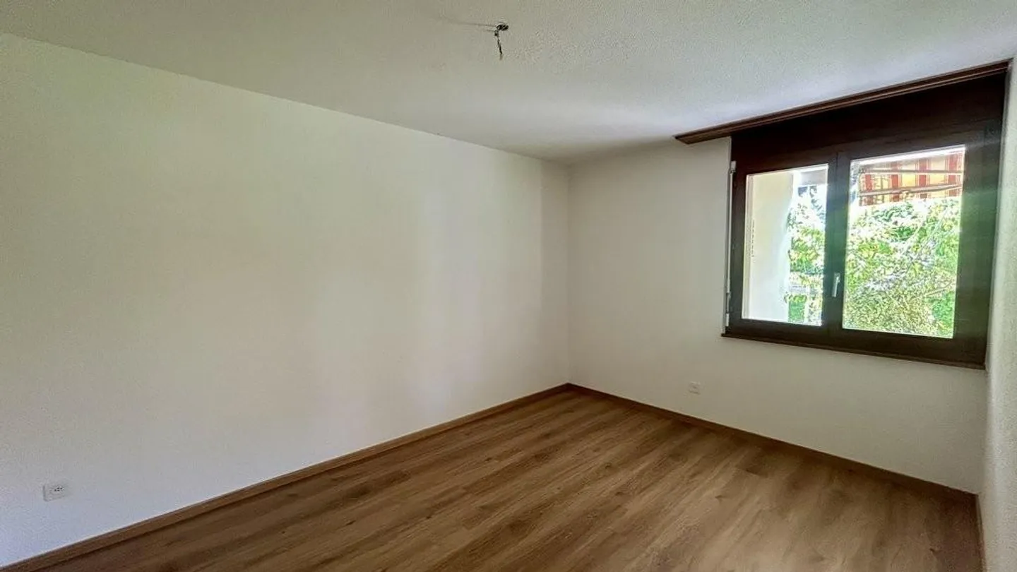 3.5-Room Apartment - Photo 7 of 8