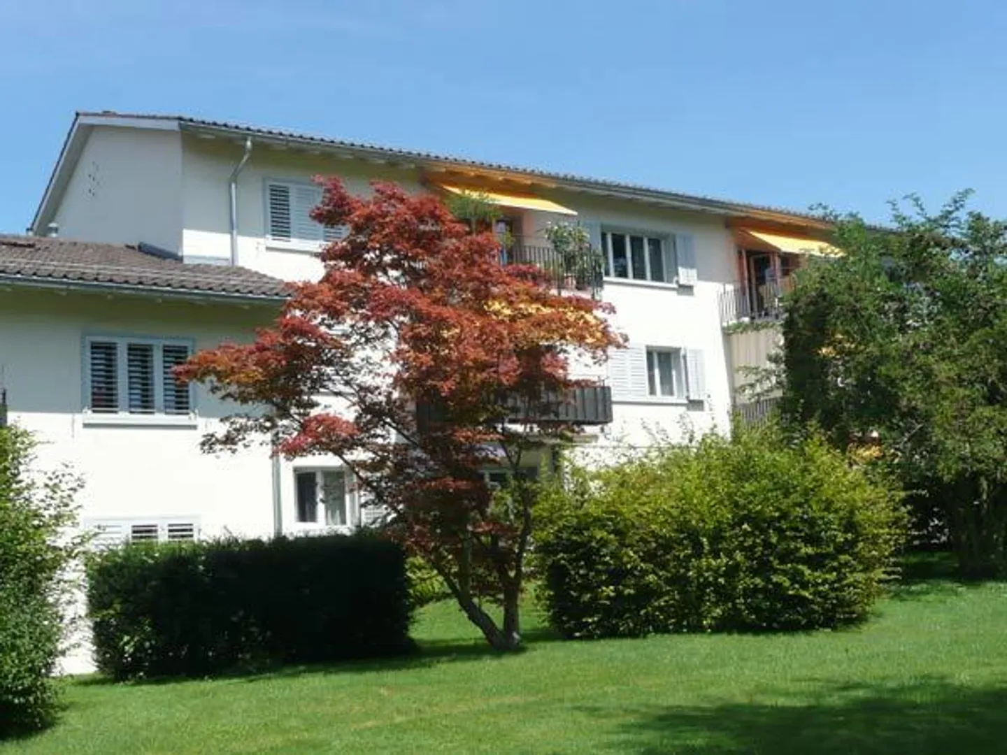Appartement dans un emplacement privilégié dans la verdure - Limité jusqu'au 30.06.2028 - Photo 1 sur 5