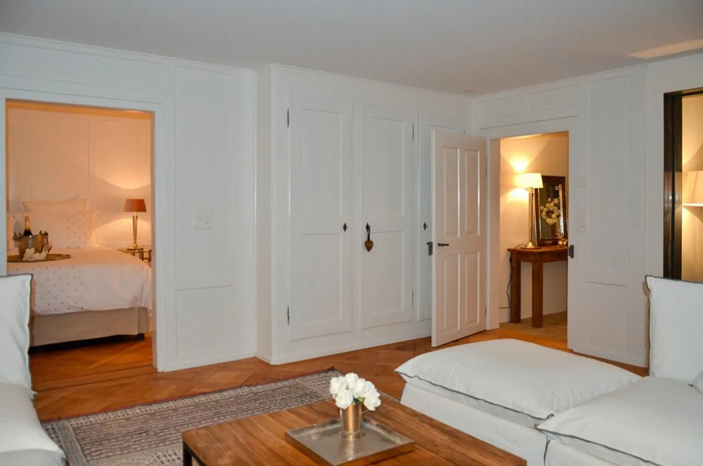 Charming 3.5-room apartment in the old town! - Photo 2 of 11