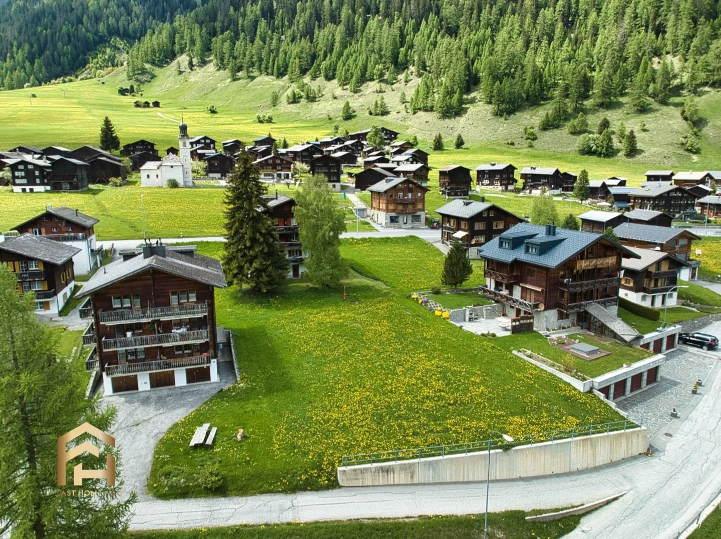 Terreno edificabile da sogno in una posizione soleggiata nel cuore di Gluringen - Goms - Foto 2 di 9