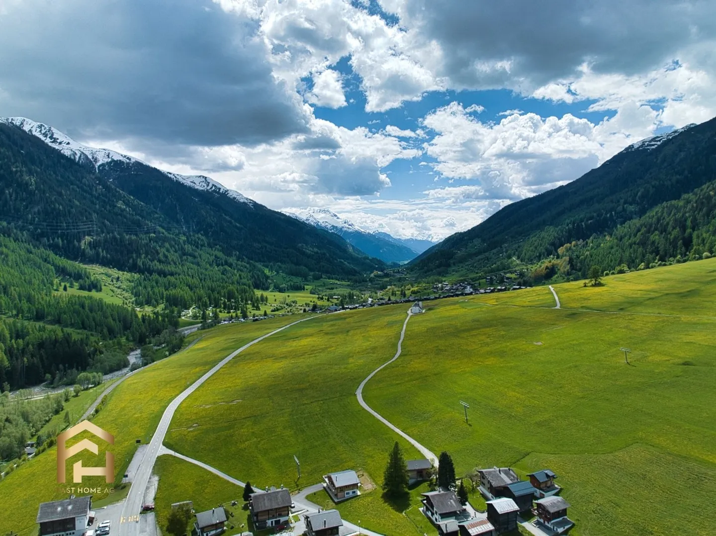 Terreno edificabile da sogno in una posizione soleggiata nel cuore di Gluringen - Goms - Foto 6 di 9
