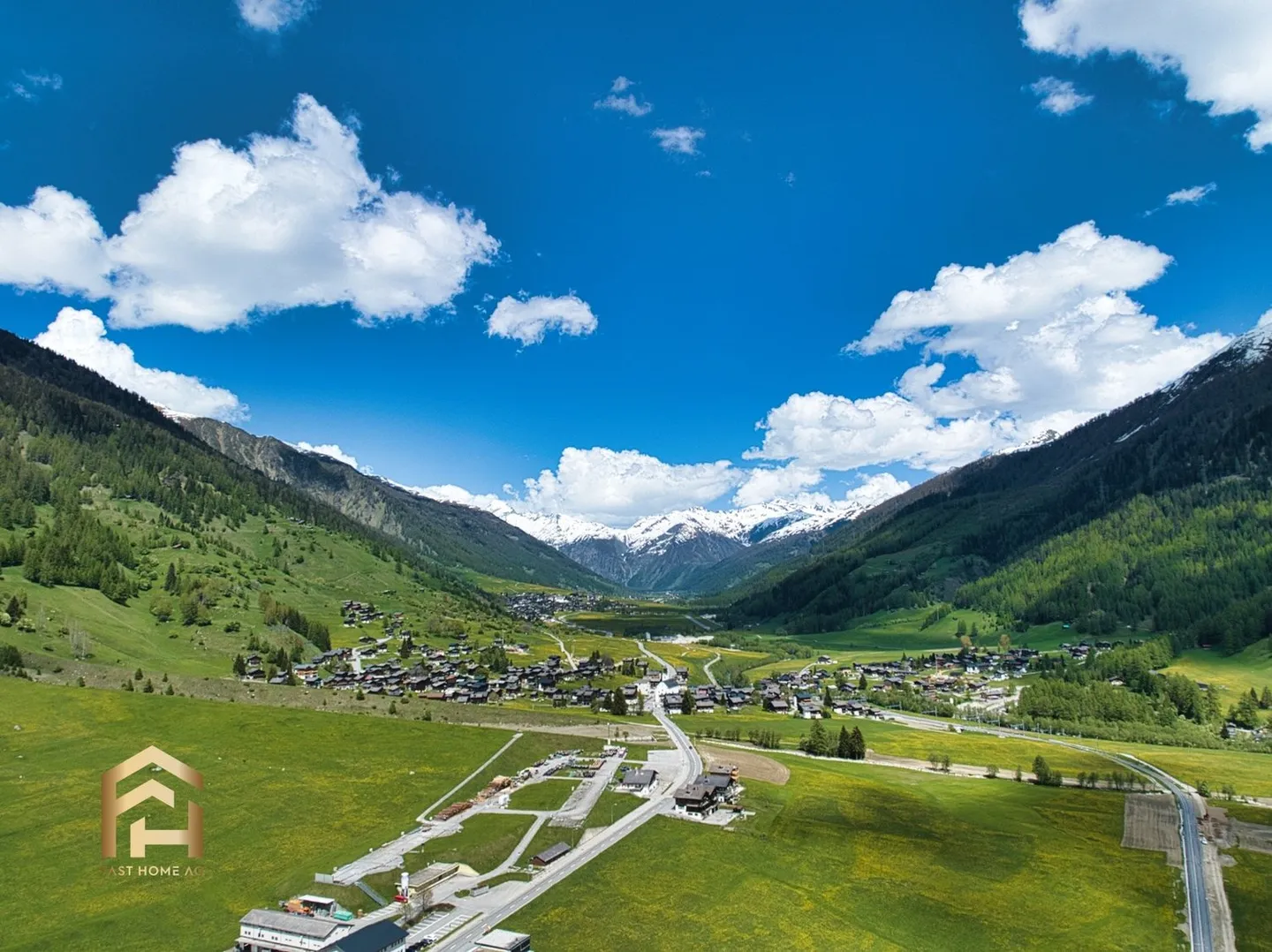 Terreno edificabile da sogno in una posizione soleggiata nel cuore di Gluringen - Goms - Foto 7 di 9