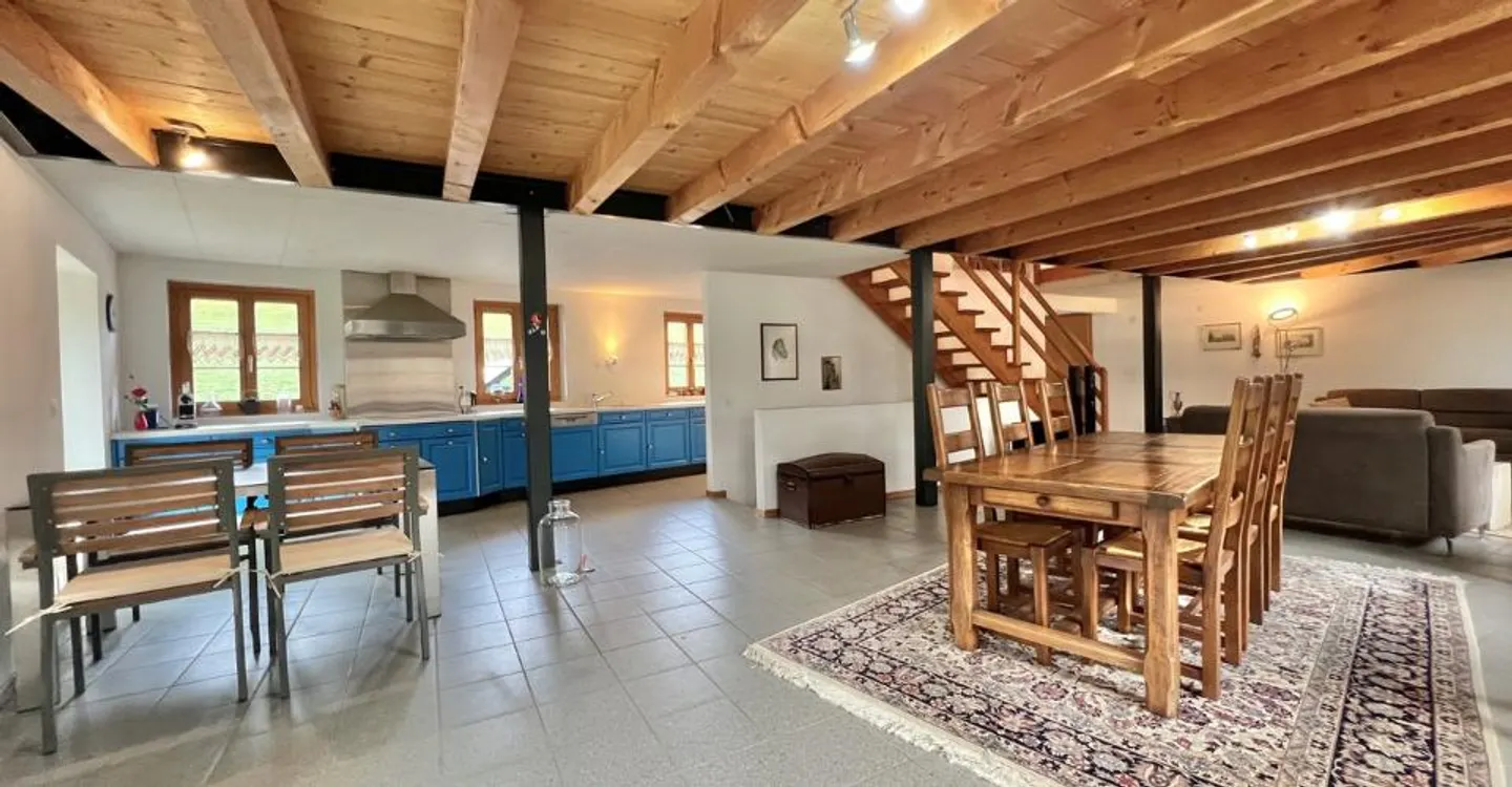 Pferdefarm 4,5 Zimmer, Stall, Paddock, Parks - Foto 2 von 9