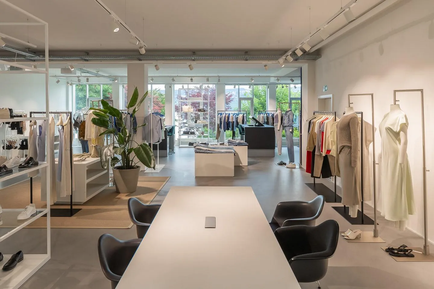 Spazio commerciale rappresentativo sul lago di Zurigo - posizione perfetta per la tua attività! - Foto 6 di 13