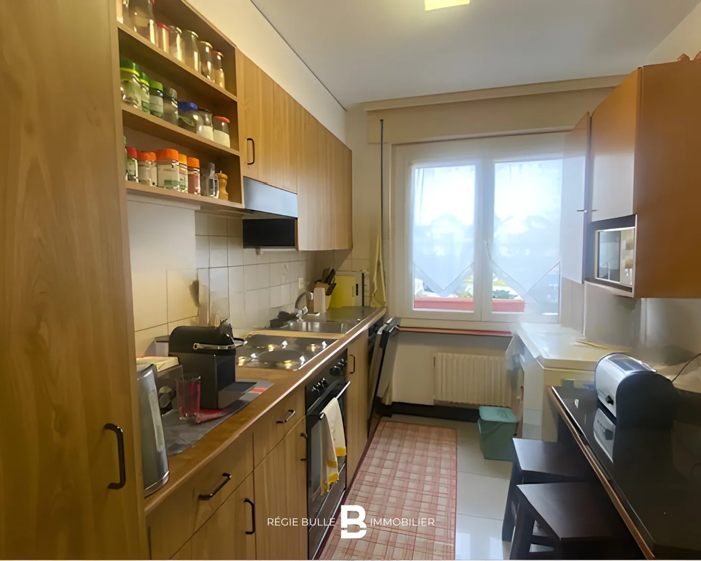 The Tour de Trême - Charming 3.5-room apartment renovated for rent - Photo 4 of 5