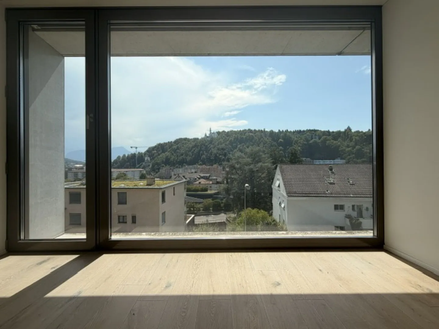 Moderno appartamento di 3½ locali con opzione per 4½ locali e bella vista su Lucerna - Foto 4 di 7