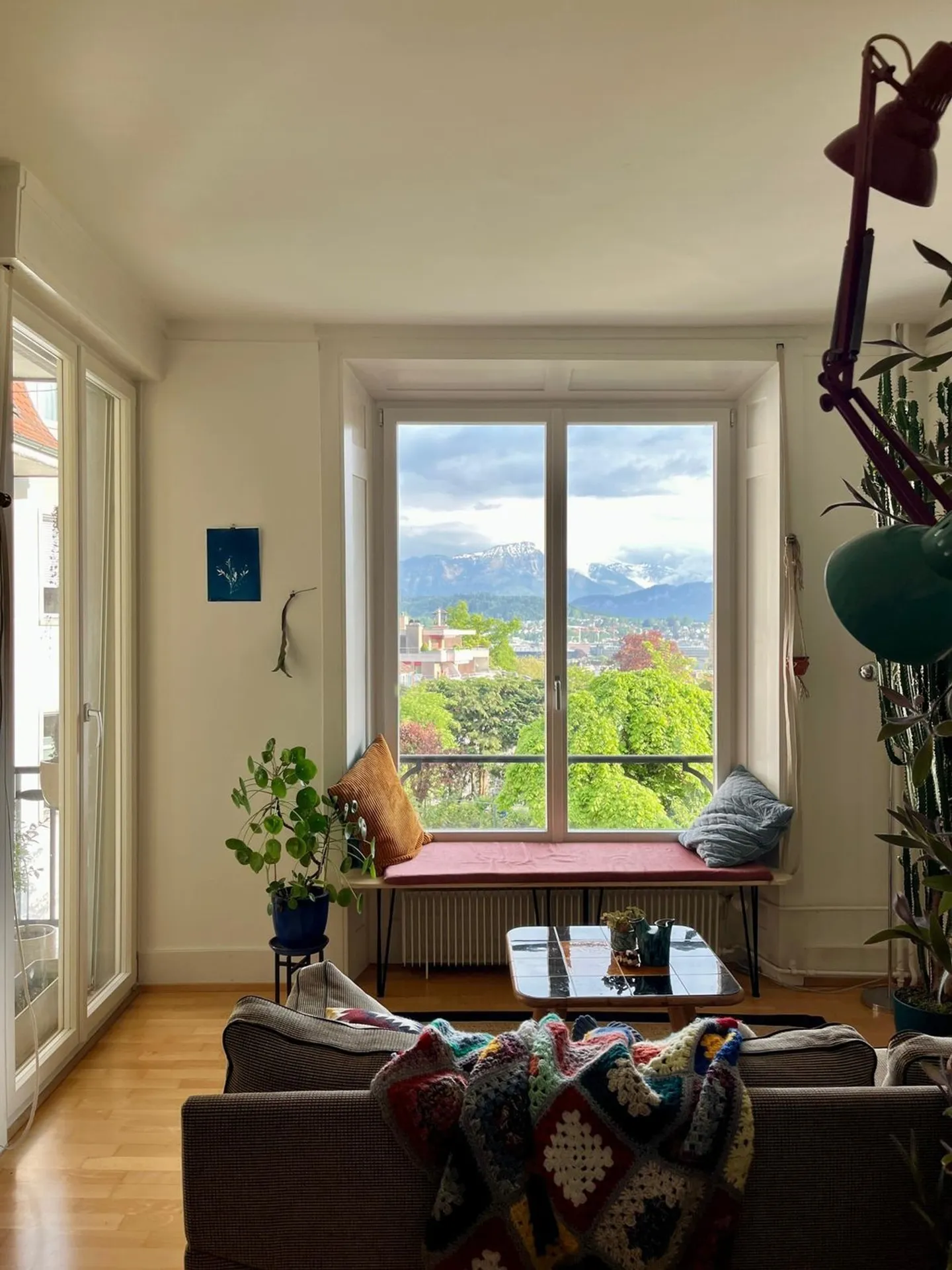 Appartamento arredato con balcone e giardino, temporaneo - Foto 2 di 10