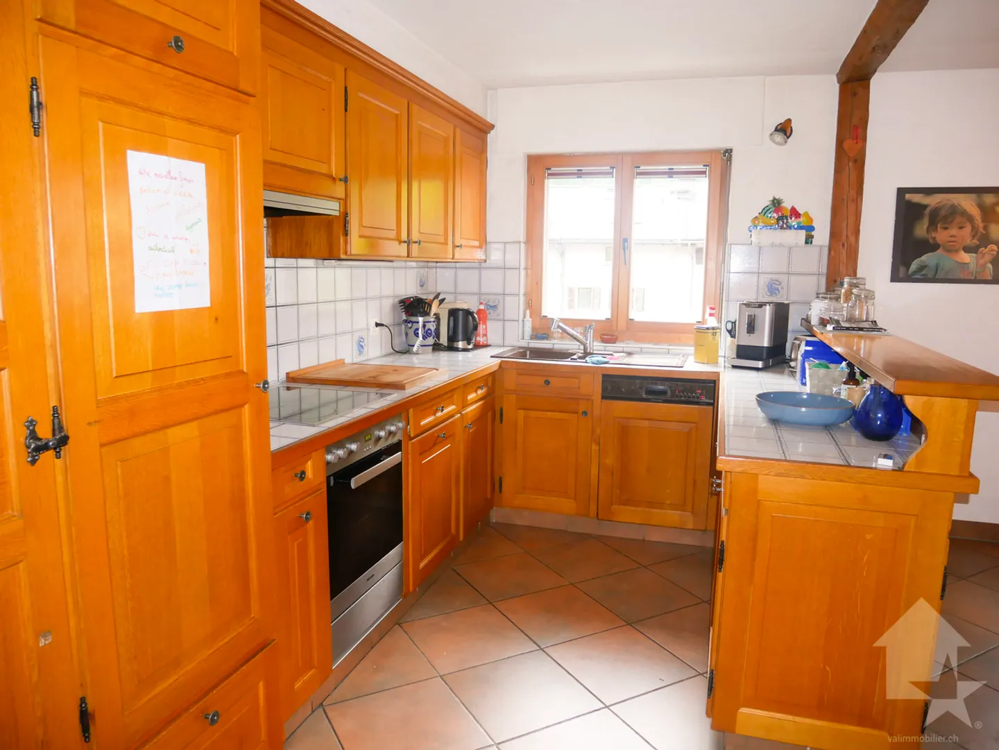 Grande villa familiare piena di fascino con un grande balcone di 100m2! - Foto 4 di 33