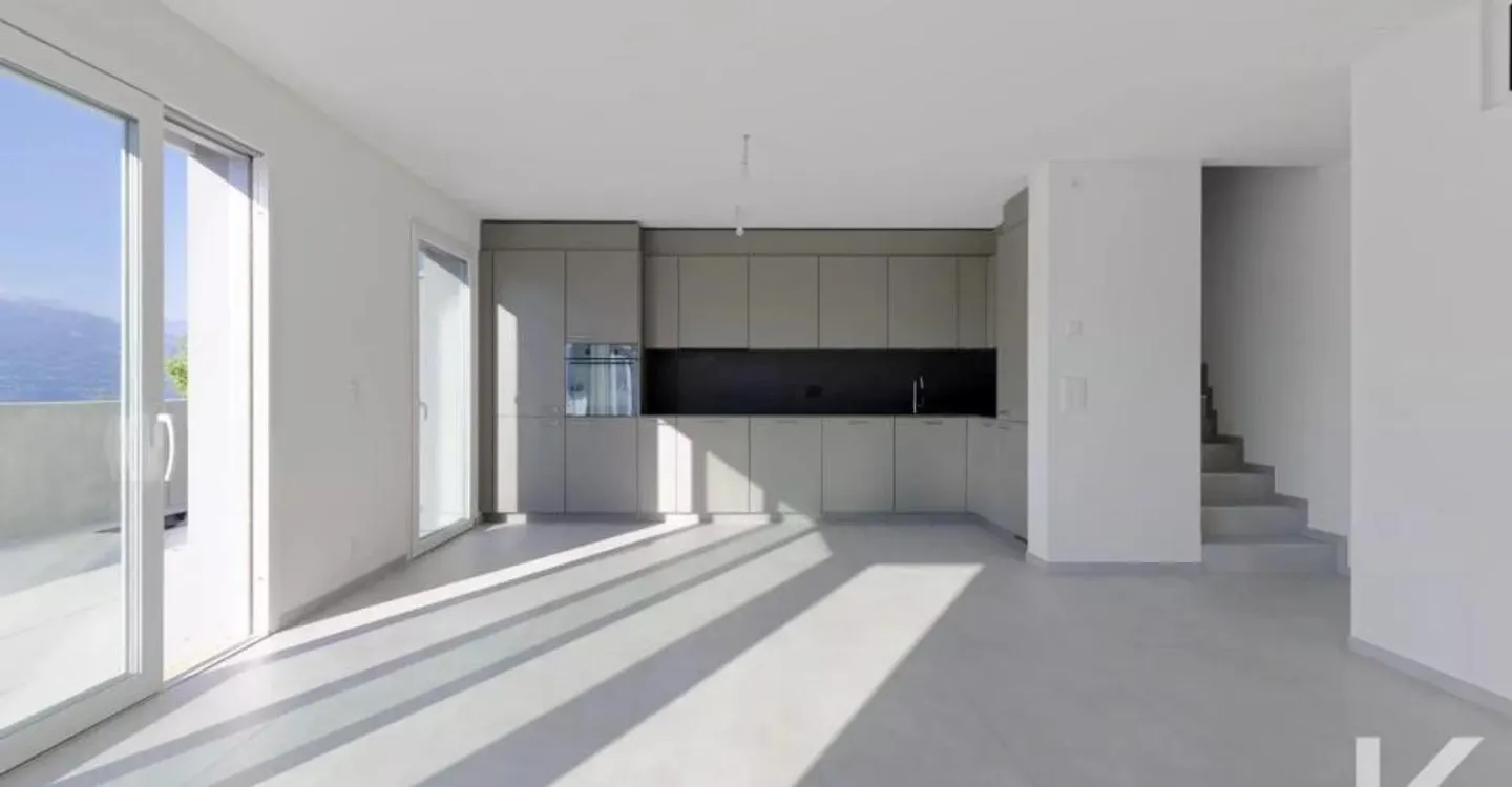 Magnifica villa a schiera in un quartiere residenziale - Foto 4 di 11