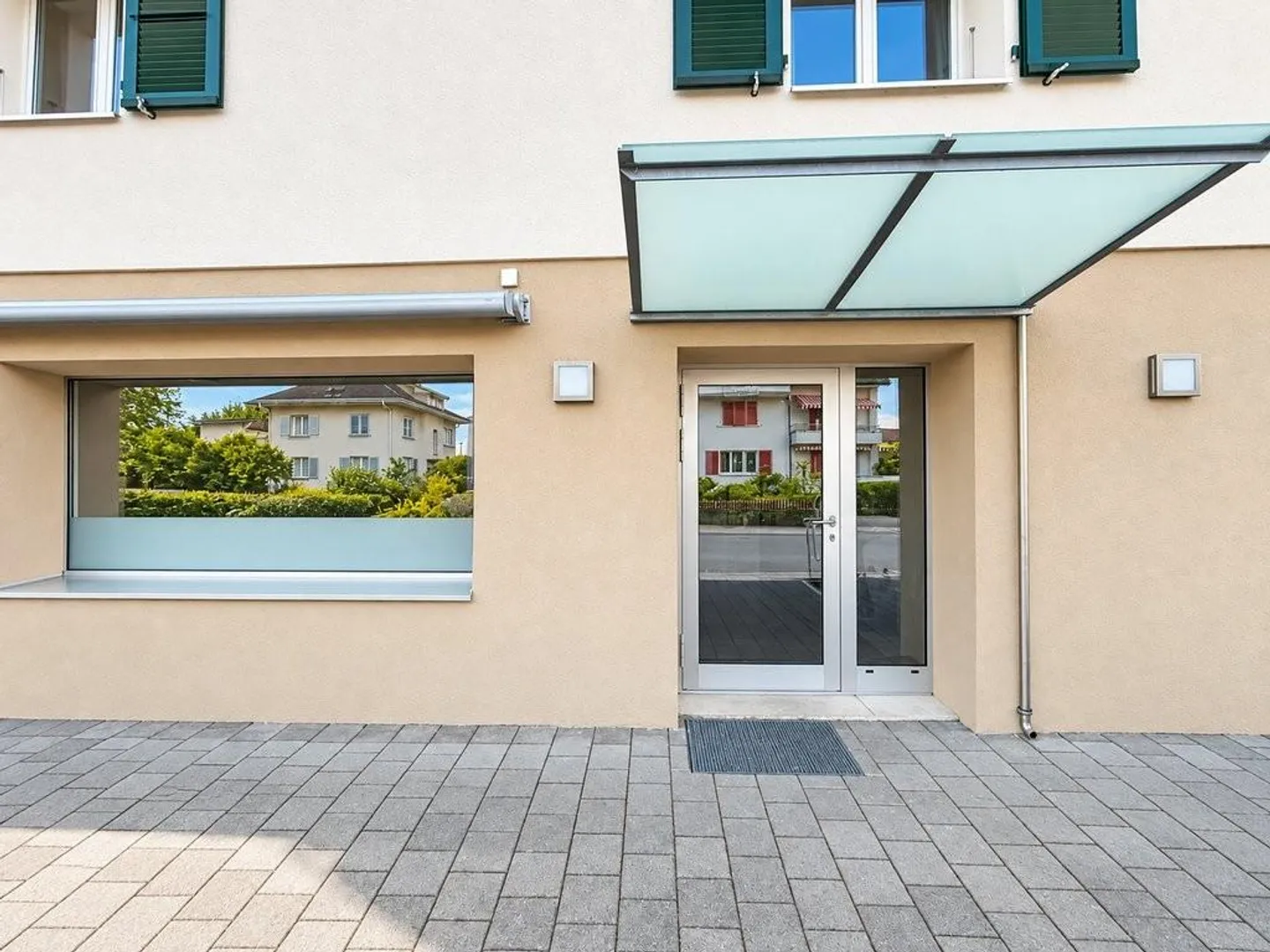 Retail Space in Murten - Photo 1 of 9