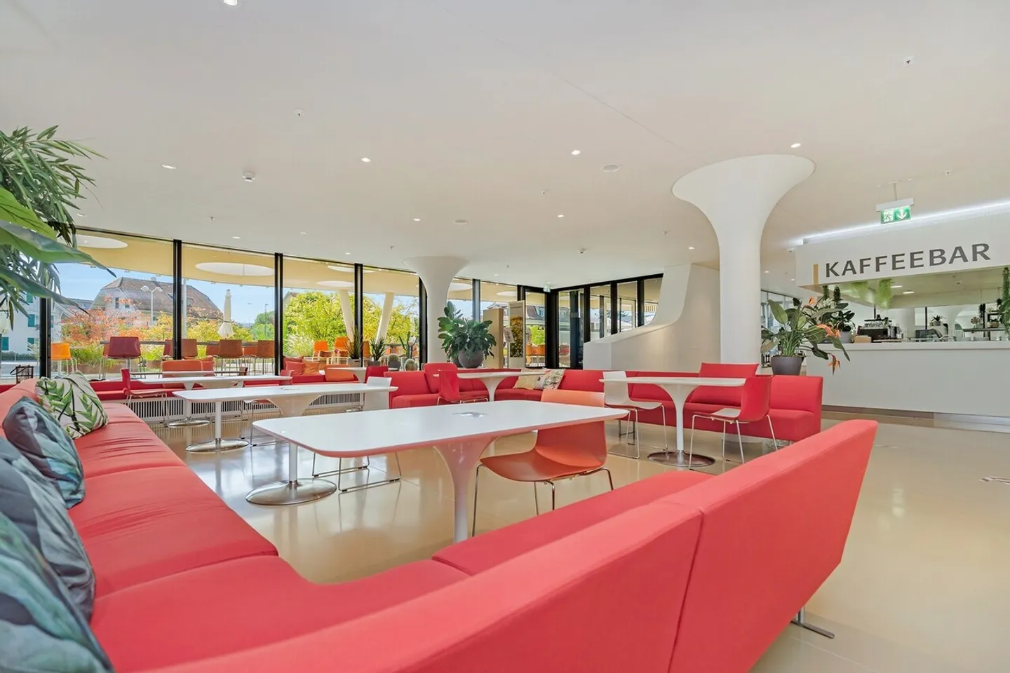 Openspace Office - Flexible & Adaptable, Perfect for Your Business! - Photo 10 of 12