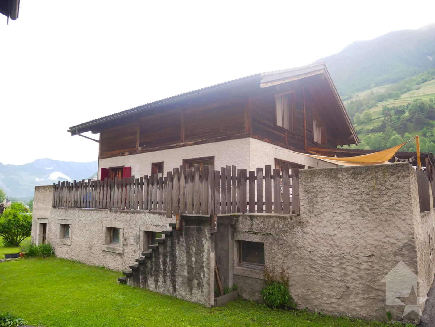 Grande villa familiare piena di fascino con un grande balcone di 100m2! - Foto 27 di 33