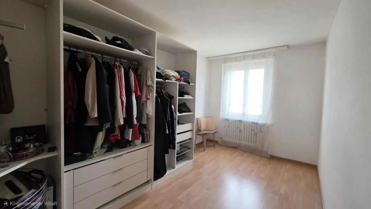 VIVERE MODERNO IN UNA POSIZIONE CENTRALE A HERBLINGEN - Foto 4 di 10