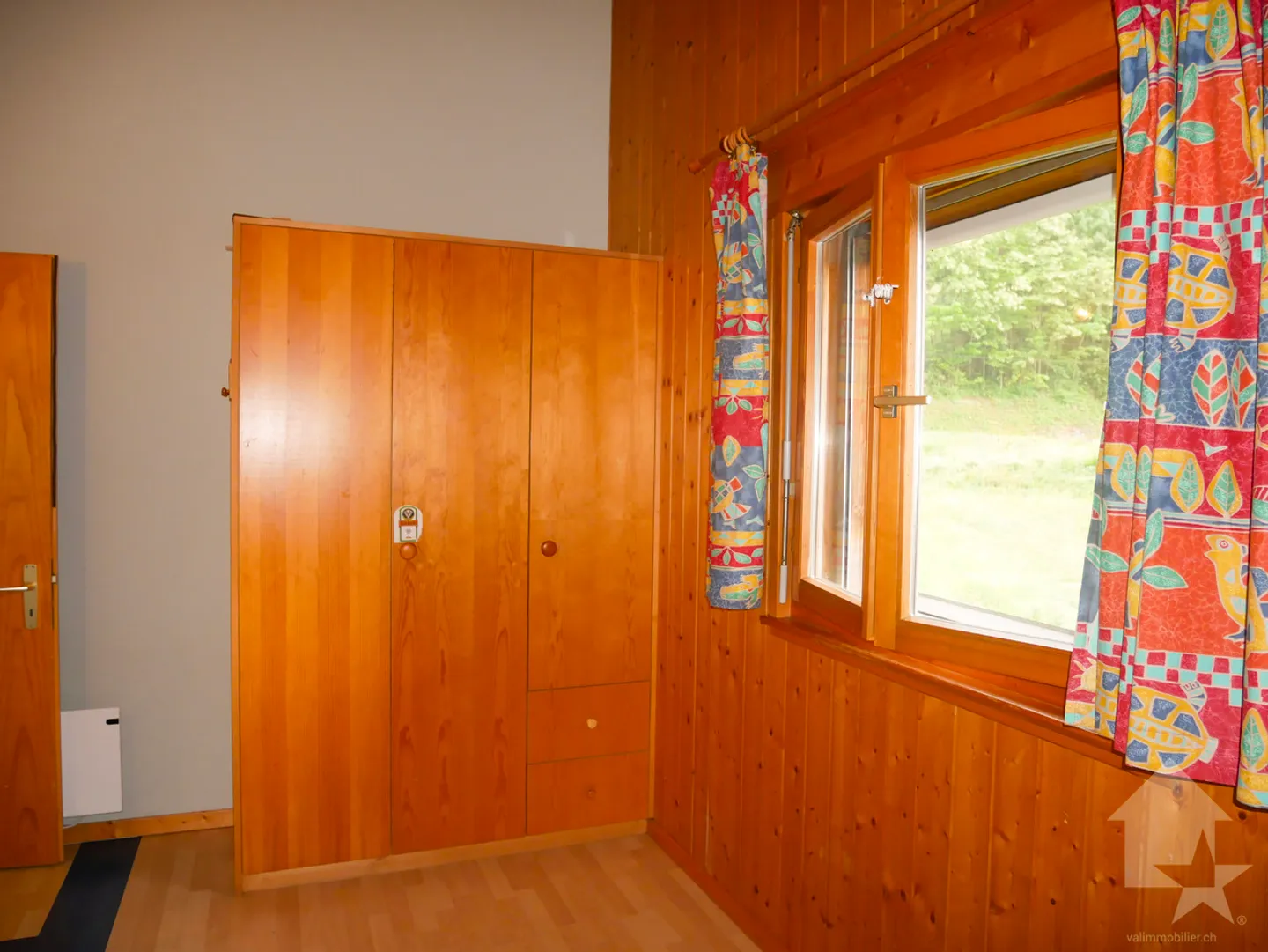 Grande villa familiare piena di fascino con un grande balcone di 100m2! - Foto 13 di 33