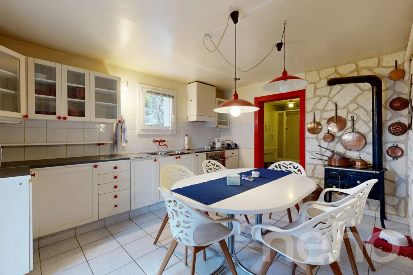 Charming Detached House with Views - Photo 9 of 12