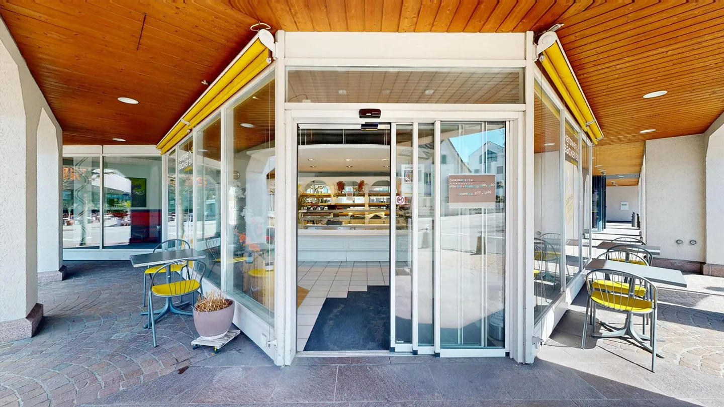 Central Commercial Space in Amriswil - Photo 5 of 6