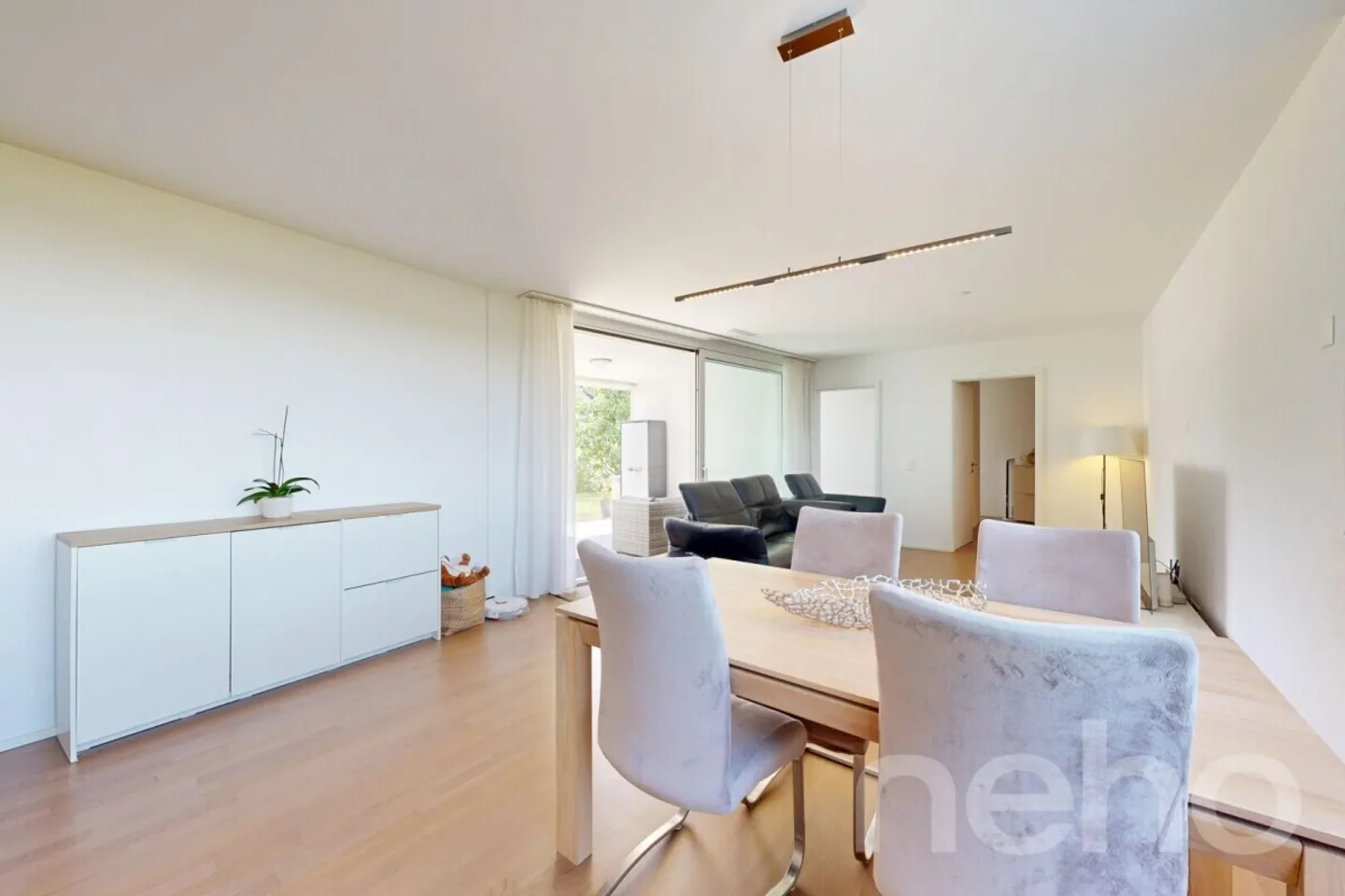 Appartement de jardin 4.5 pièces ensoleillé - Photo 3 sur 11