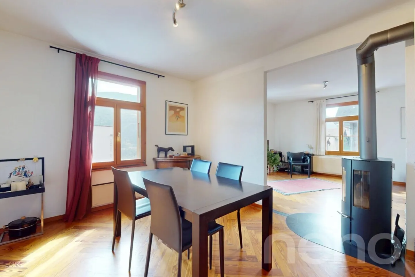 Charming House with Mountain View - Photo 2 of 11