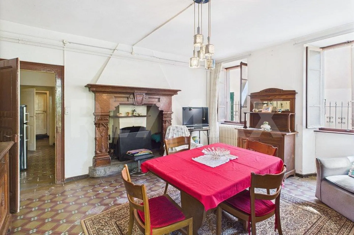 Zu Renovierende Maisonette mit Garten und Historischen Kellern  Möglichkeit zum Kauf des Gesamten Gebäudes - Foto 5 von 13