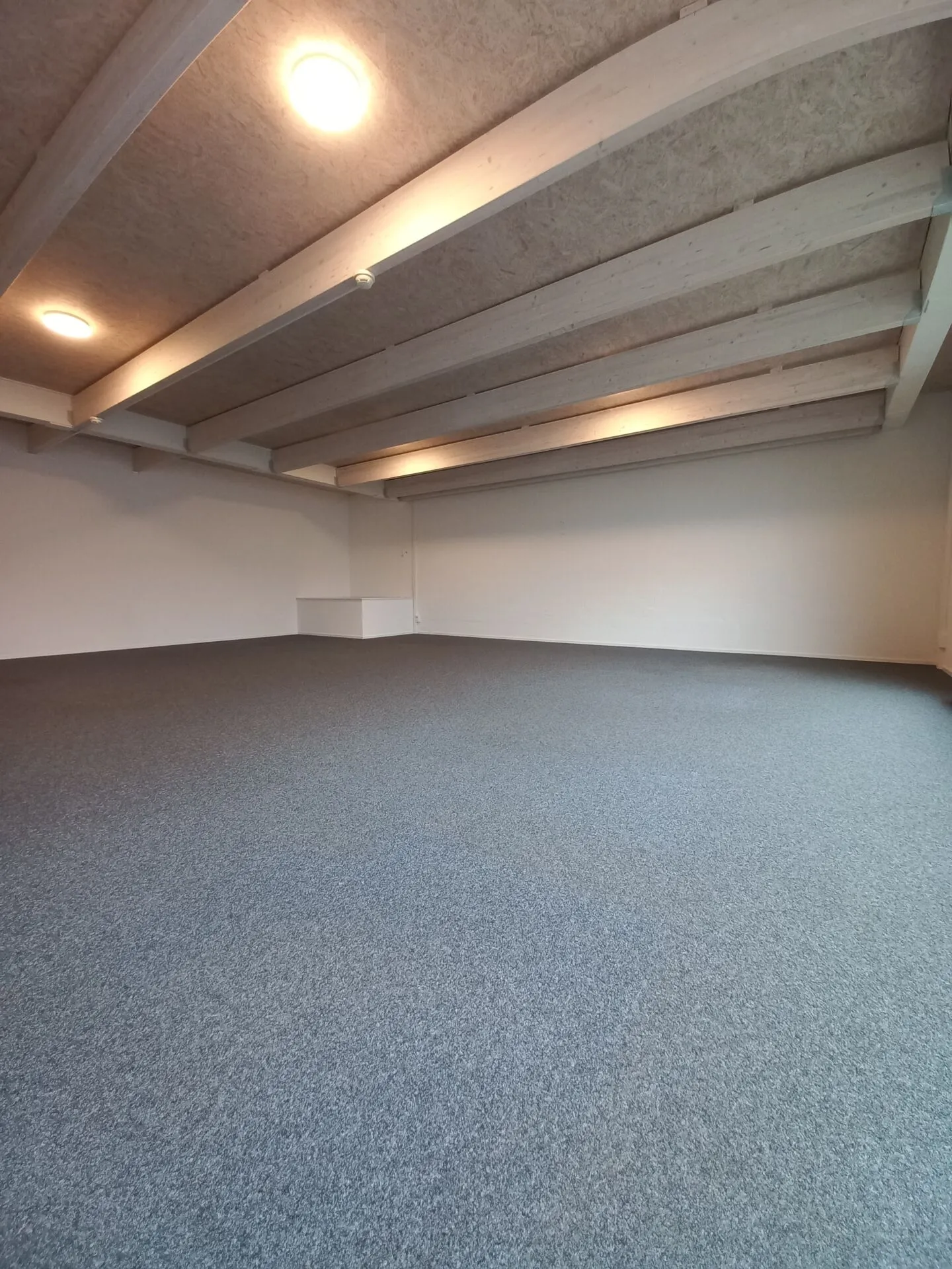 Bureaux attrayants à louer - Photo 7 sur 10