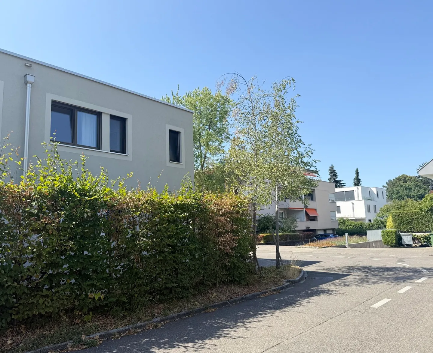 Modernes Reiheneckhaus in Reinach - Foto 13 von 13