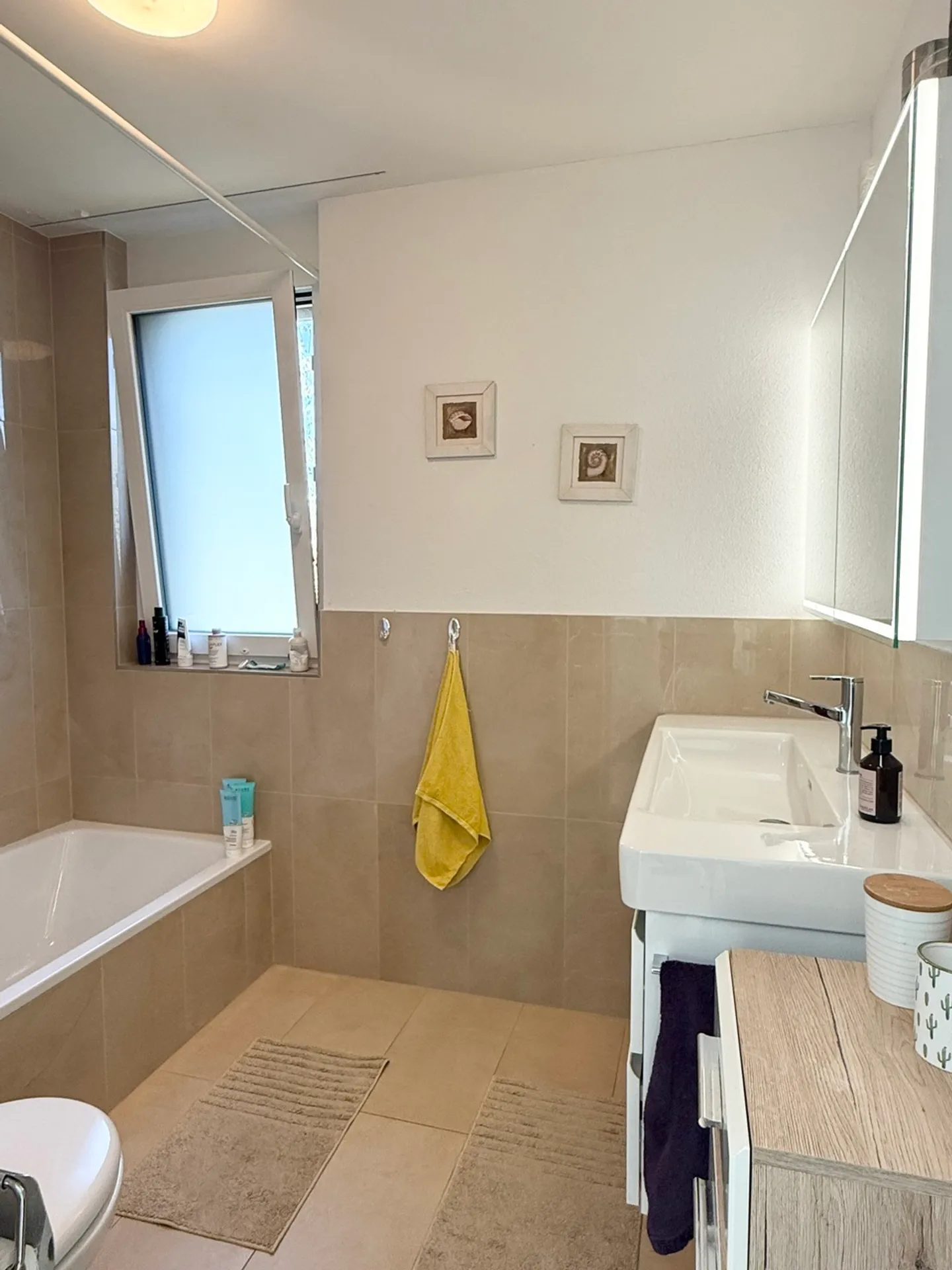 Modernes Reiheneckhaus in Reinach - Foto 10 von 13