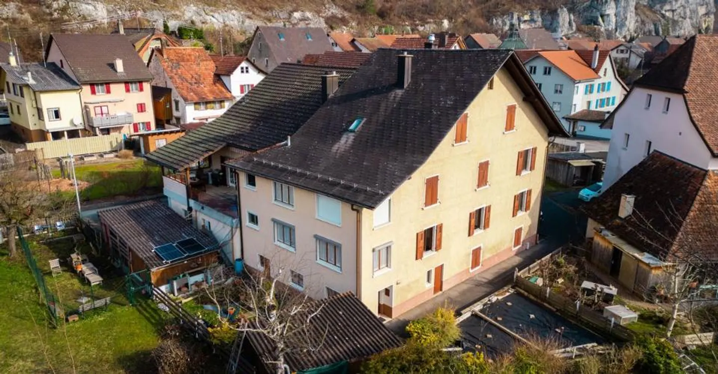 15-Zimmer-Haus - Foto 3 von 13
