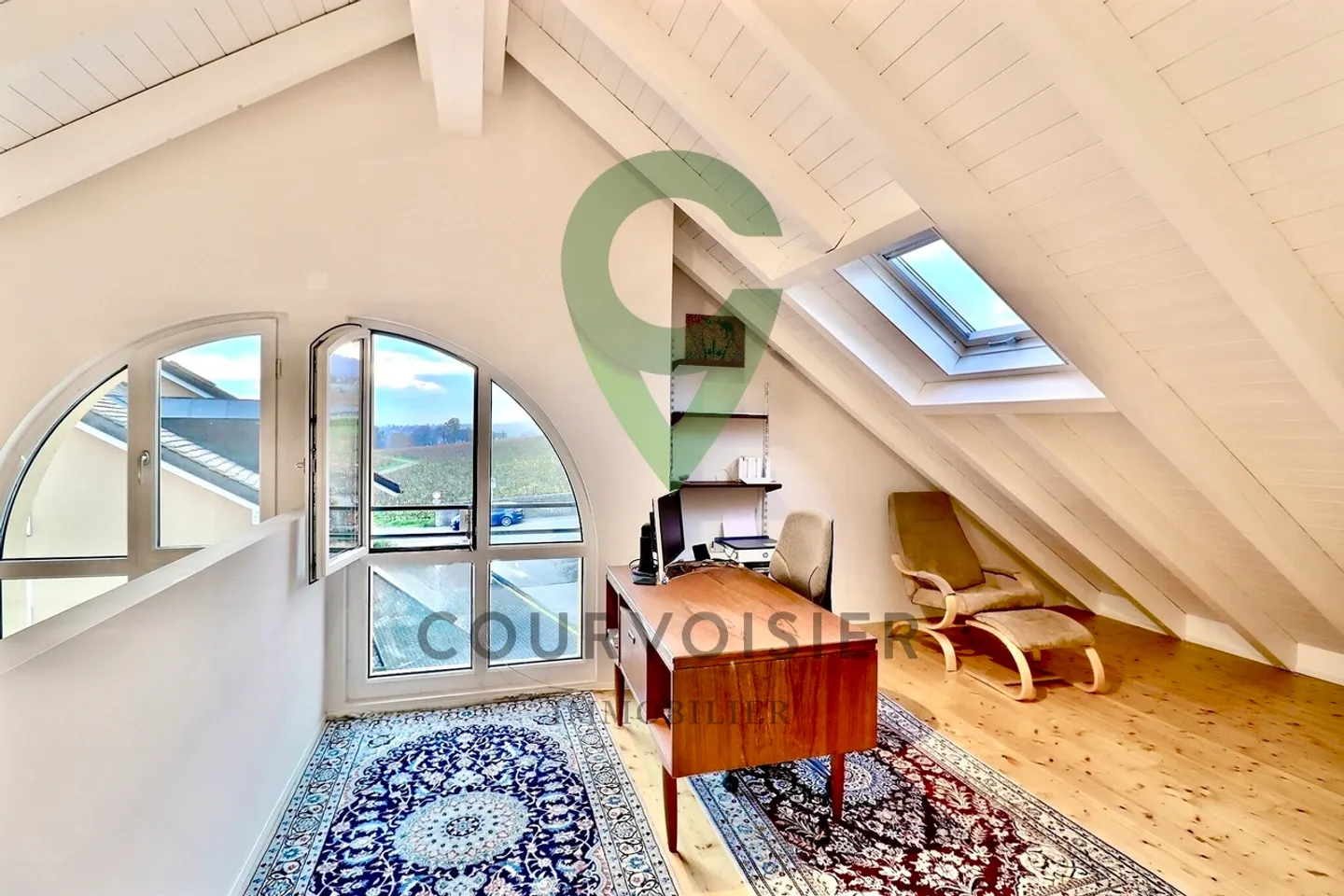 Luxus-Penthouse in Mont-sur-Rolle - Foto 11 von 12