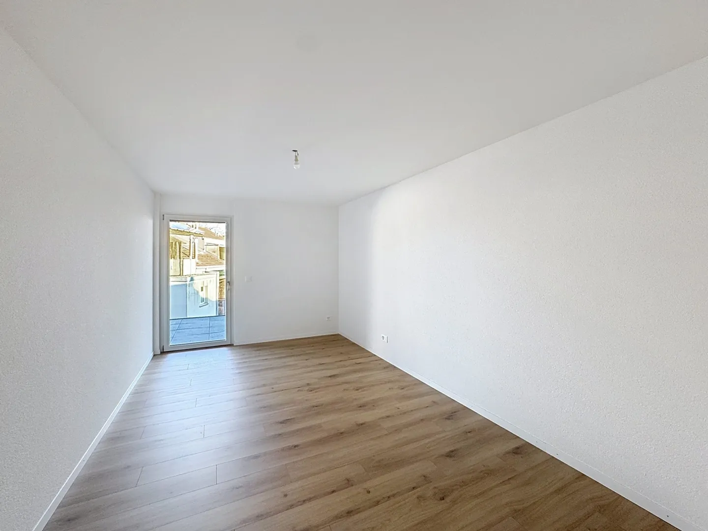 4.5 room duplex apartment with balcony - Photo 6 of 13