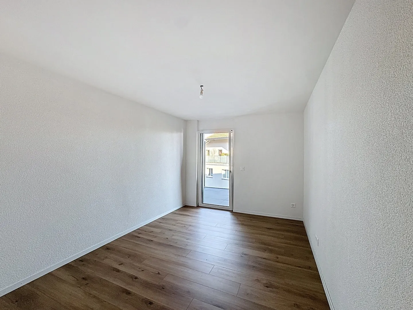 4.5 room duplex apartment with balcony - Photo 7 of 13