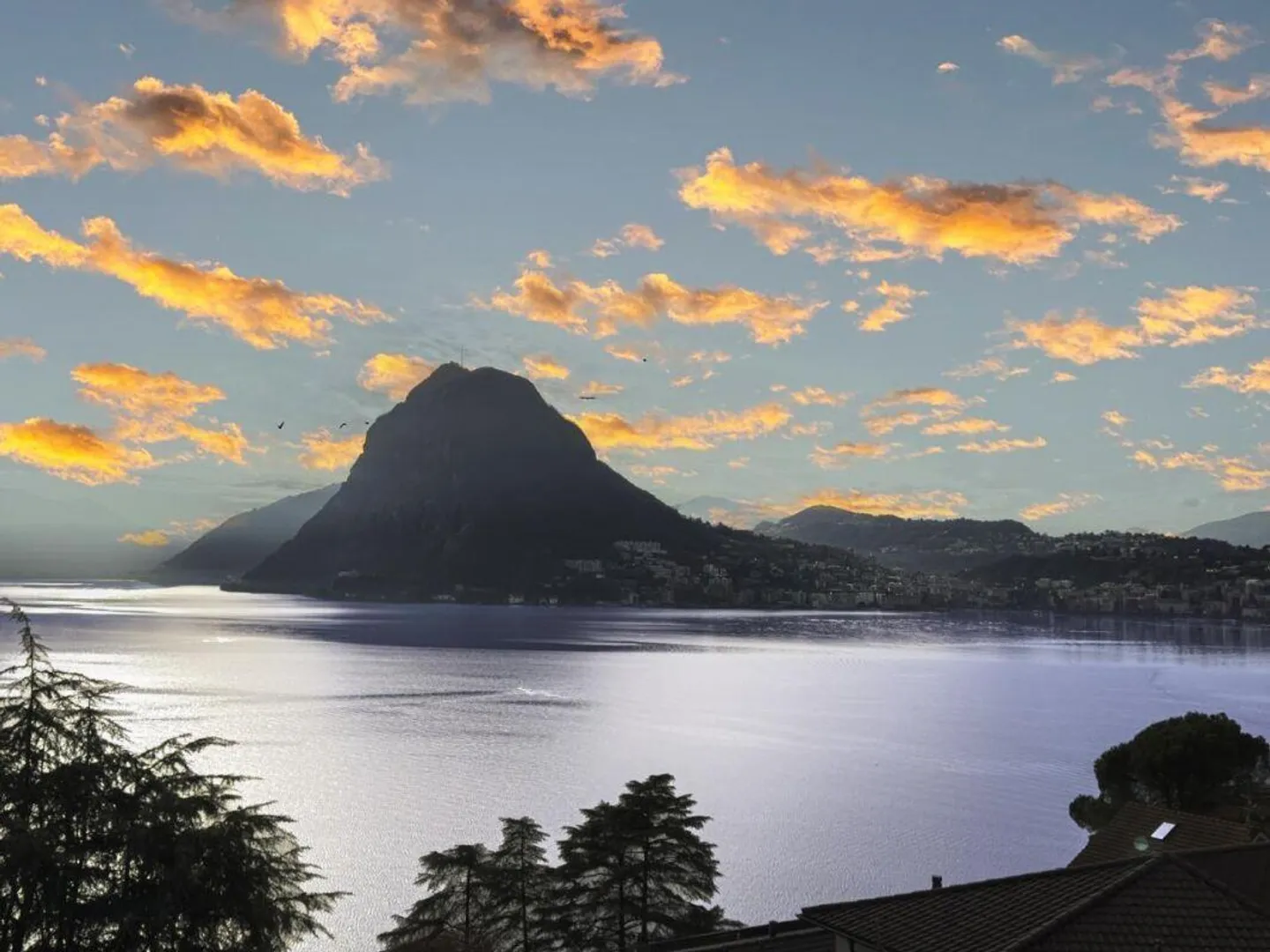 Boutique-Wohnung mit Panoramablick auf den Luganersee | Exc... - Foto 1 von 8