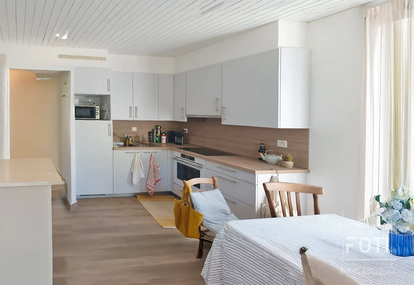 Residential building for sale - Photo 2 of 13