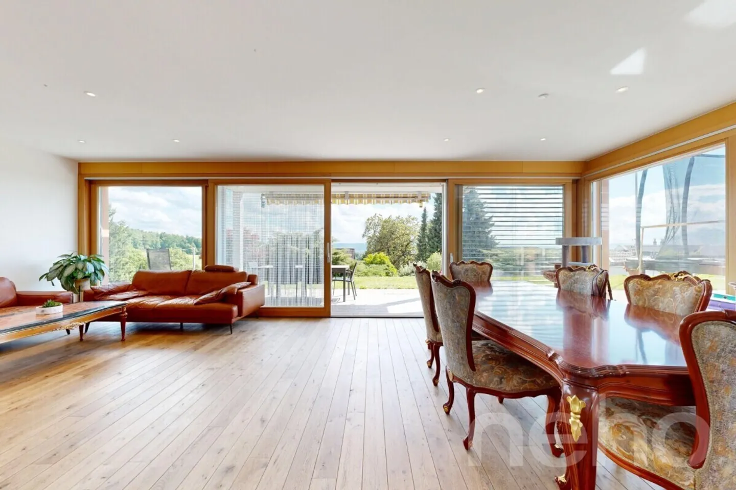Erstklassiges Einfamilienhaus mit Aussicht - Foto 3 von 11