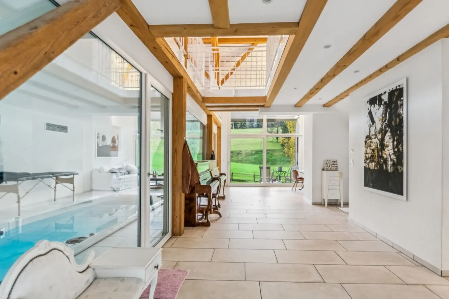 Un rifugio per l'anima e la luce nel cuore del Giura bernese - Foto 14 di 32