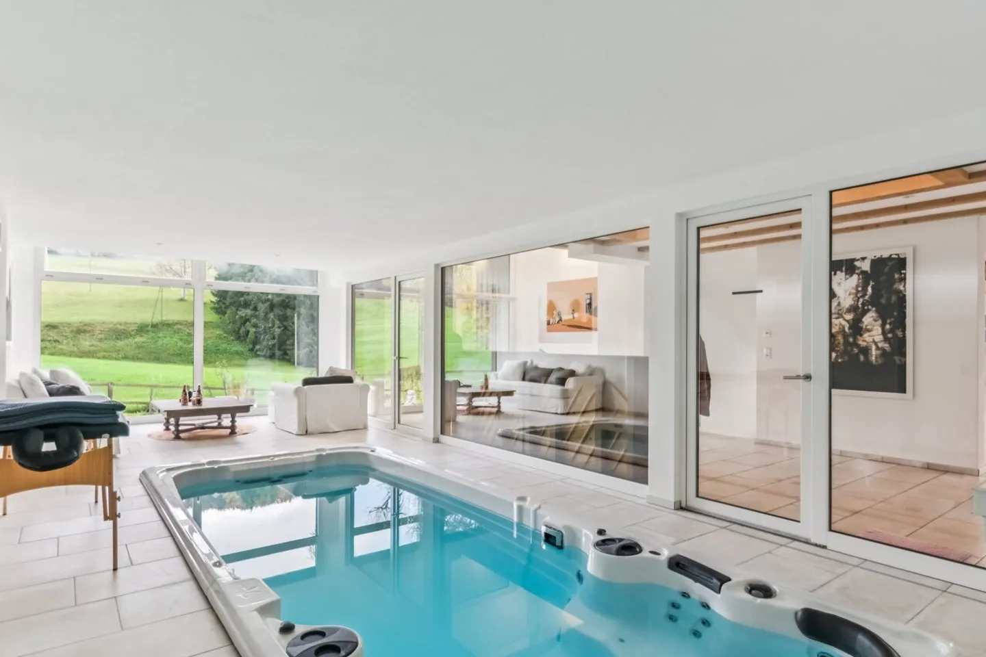 Un rifugio per l'anima e la luce nel cuore del Giura bernese - Foto 18 di 32