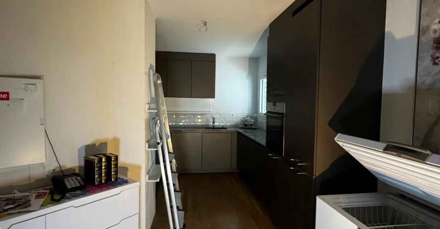 4,5-Zimmer-Wohnung in einer Eigentümergemeinschaft mit Keller im Erdgeschoss und Parkplatz - Foto 12 von 12