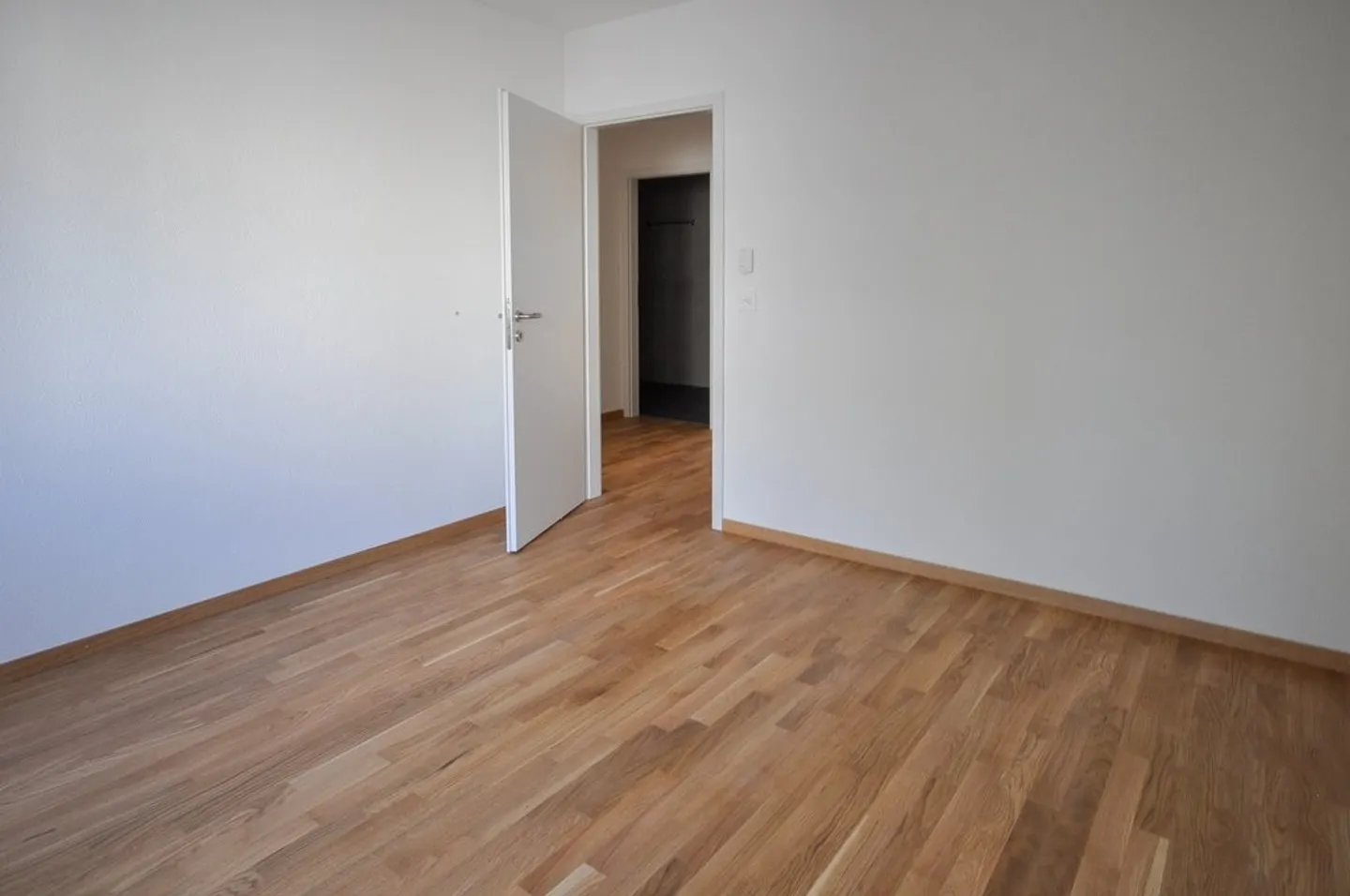 Sublime 3.5-room apartment on the 1st floor - Photo 8 of 8