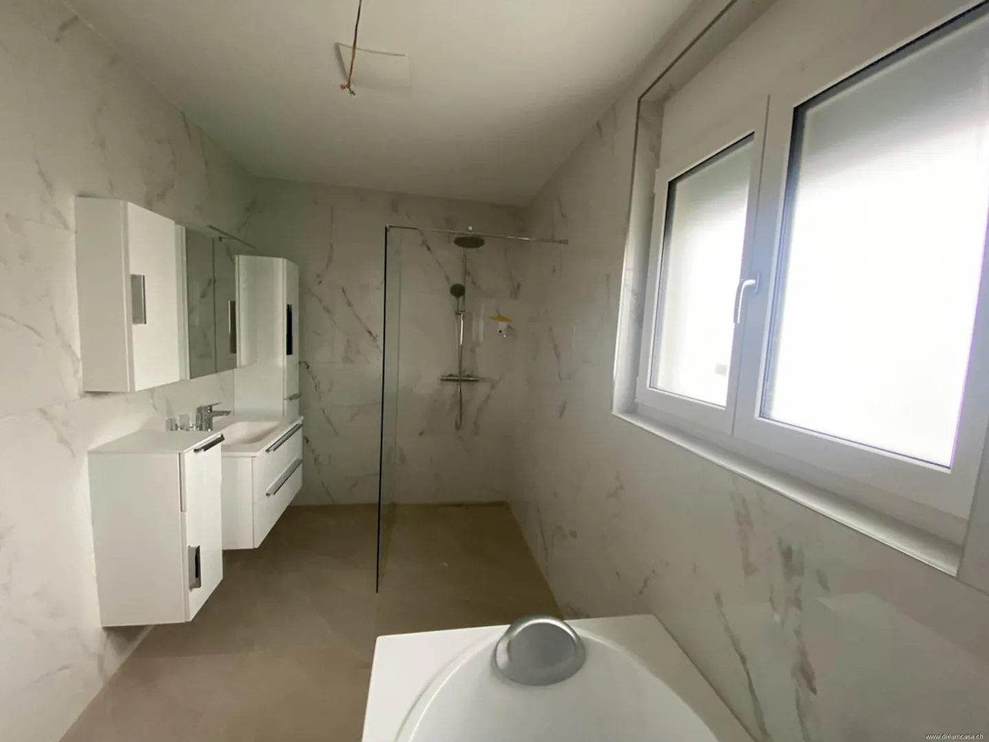 New building, living near the train station and center at the southern edge of the village - Photo 3 of 10