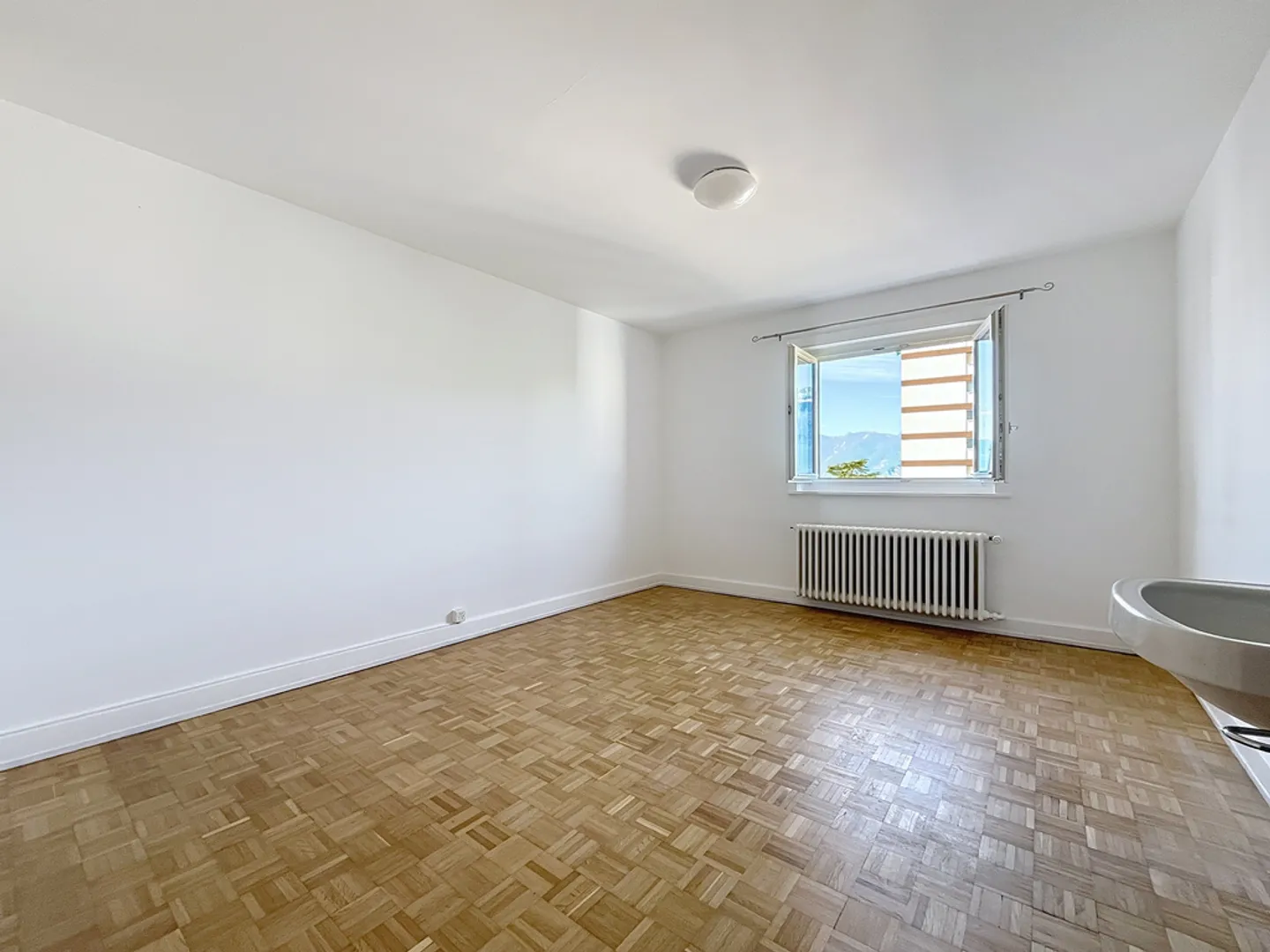 1-room apartment - Photo 1 of 4