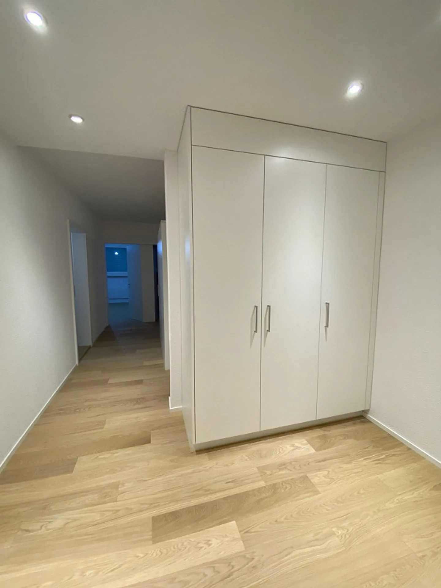 Geräumige Wohnung mit Balkon - Foto 9 von 11