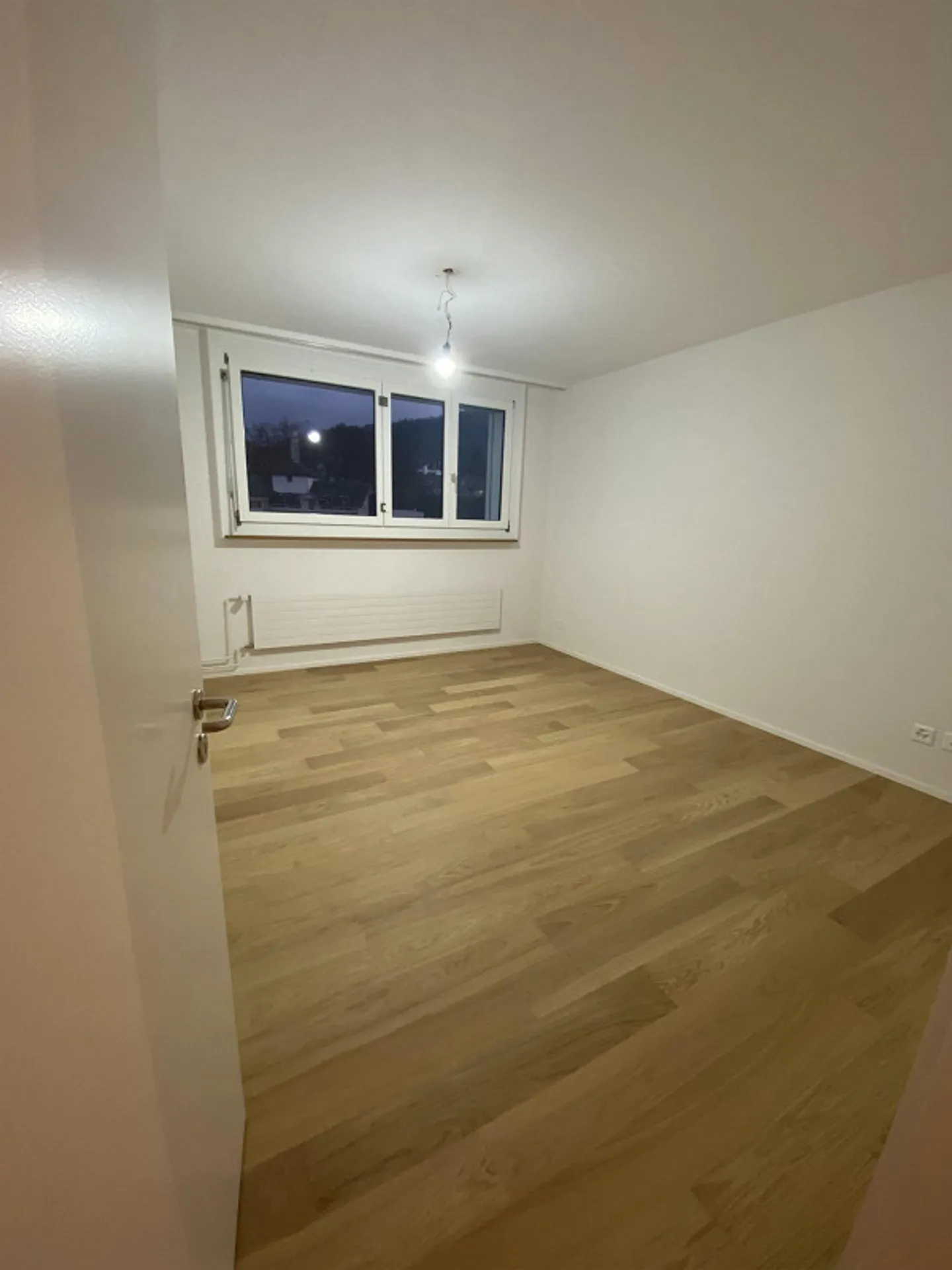 Geräumige Wohnung mit Balkon - Foto 10 von 11