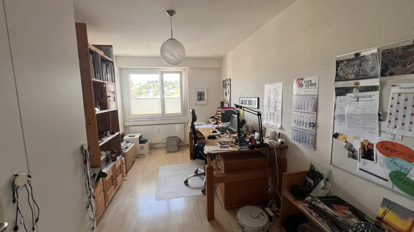 Ampio appartamento di 5,5 locali con una grande terrazza ti aspetta! - Foto 8 di 16