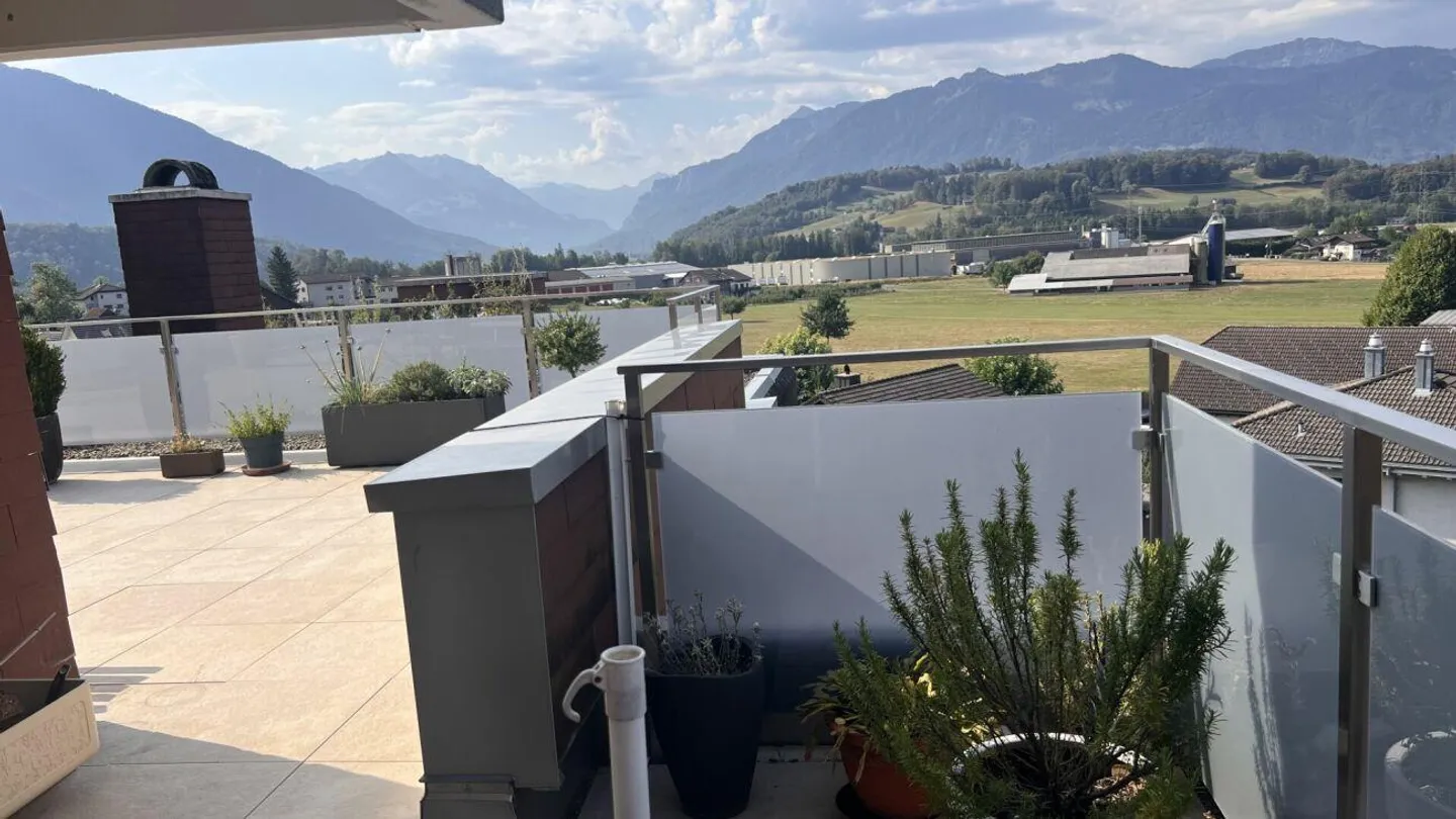 Ampio appartamento di 5,5 locali con una grande terrazza ti aspetta! - Foto 12 di 16
