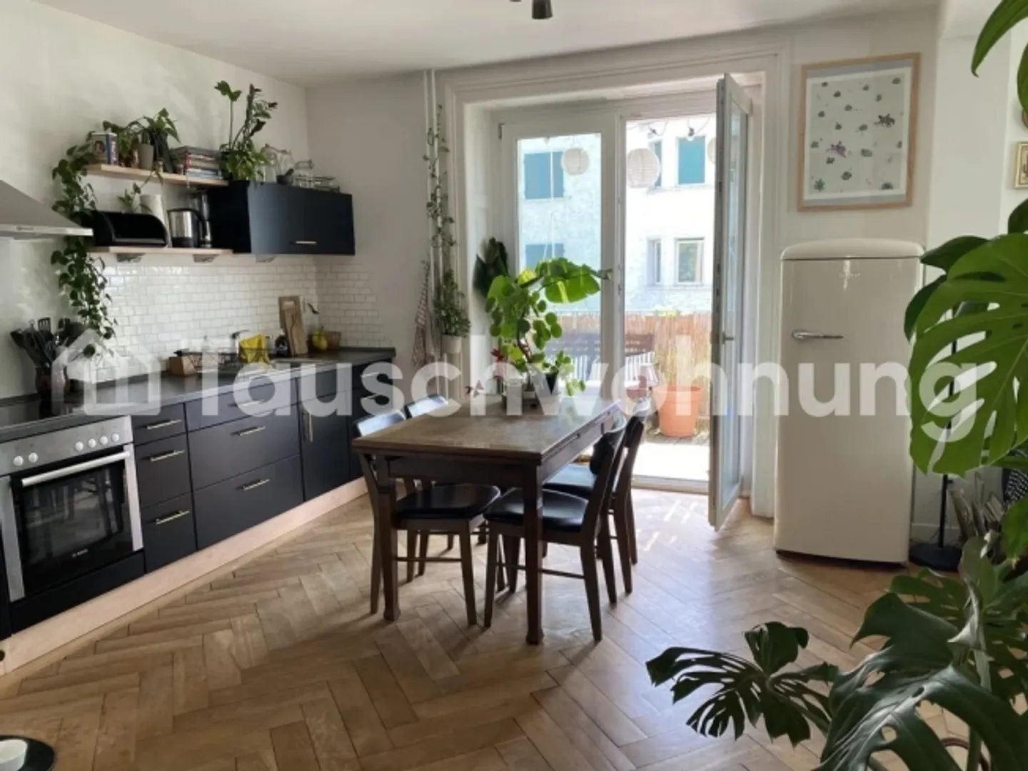 Échangez un bel appartement ancien de 3 pièces contre un plus petit et moins cher - Photo 2 sur 10