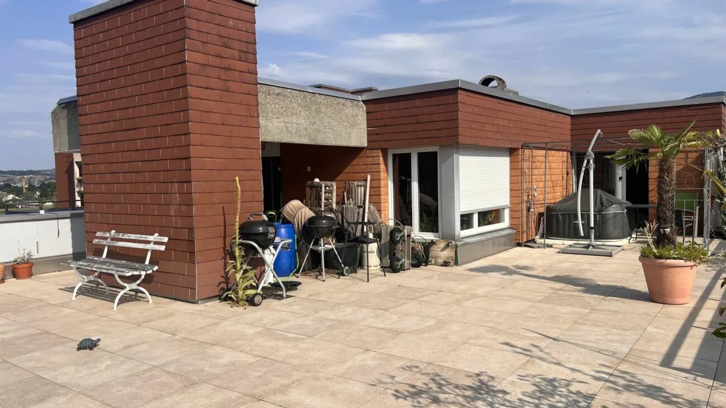 Ampio appartamento di 5,5 locali con una grande terrazza ti aspetta! - Foto 14 di 16