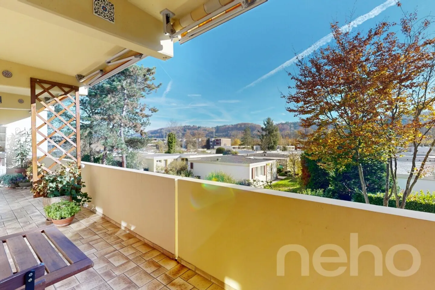 Grosszügige 5.5-Zimmer-Wohnung mit sonnigem Balkon in Rheinfelden - Foto 2 von 12