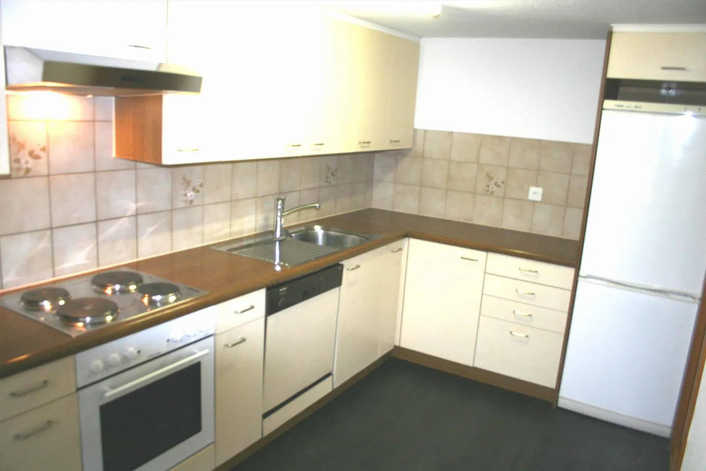 Mehrfamilienhaus mit Potenzial - Foto 9 von 23