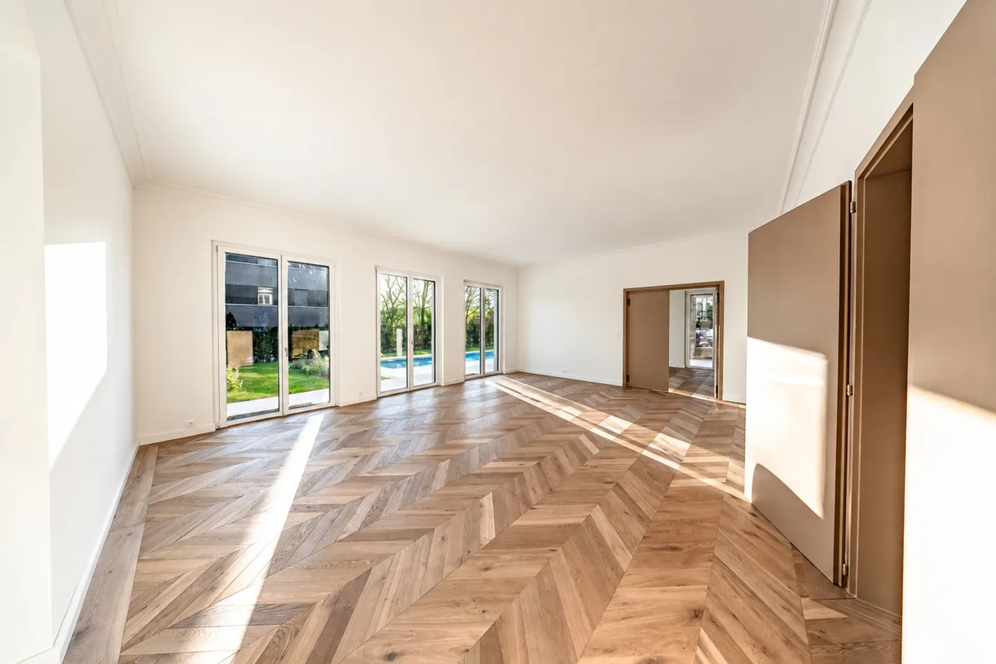 Villa luxueuse de 10 pièces - Photo 4 sur 14